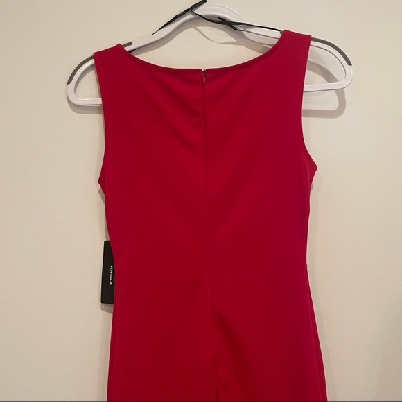 Lulu’s Red mini dress - Picture 7 of 8